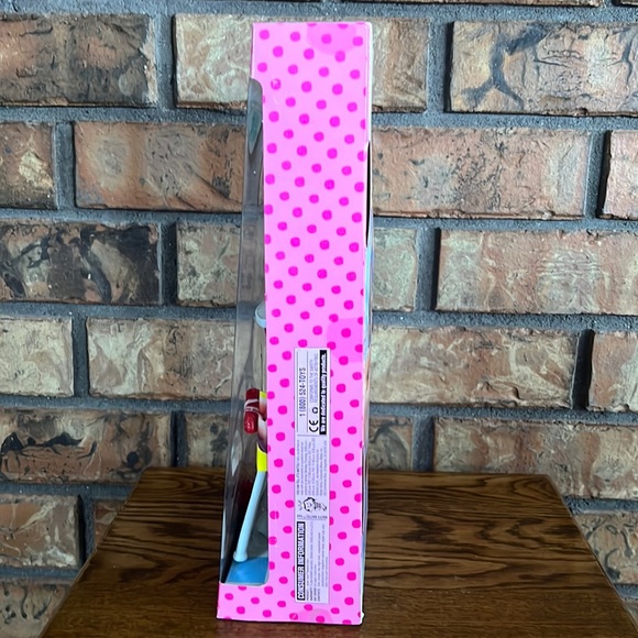 💕Eatin’ Fun Kelly - Picture 5 of 8